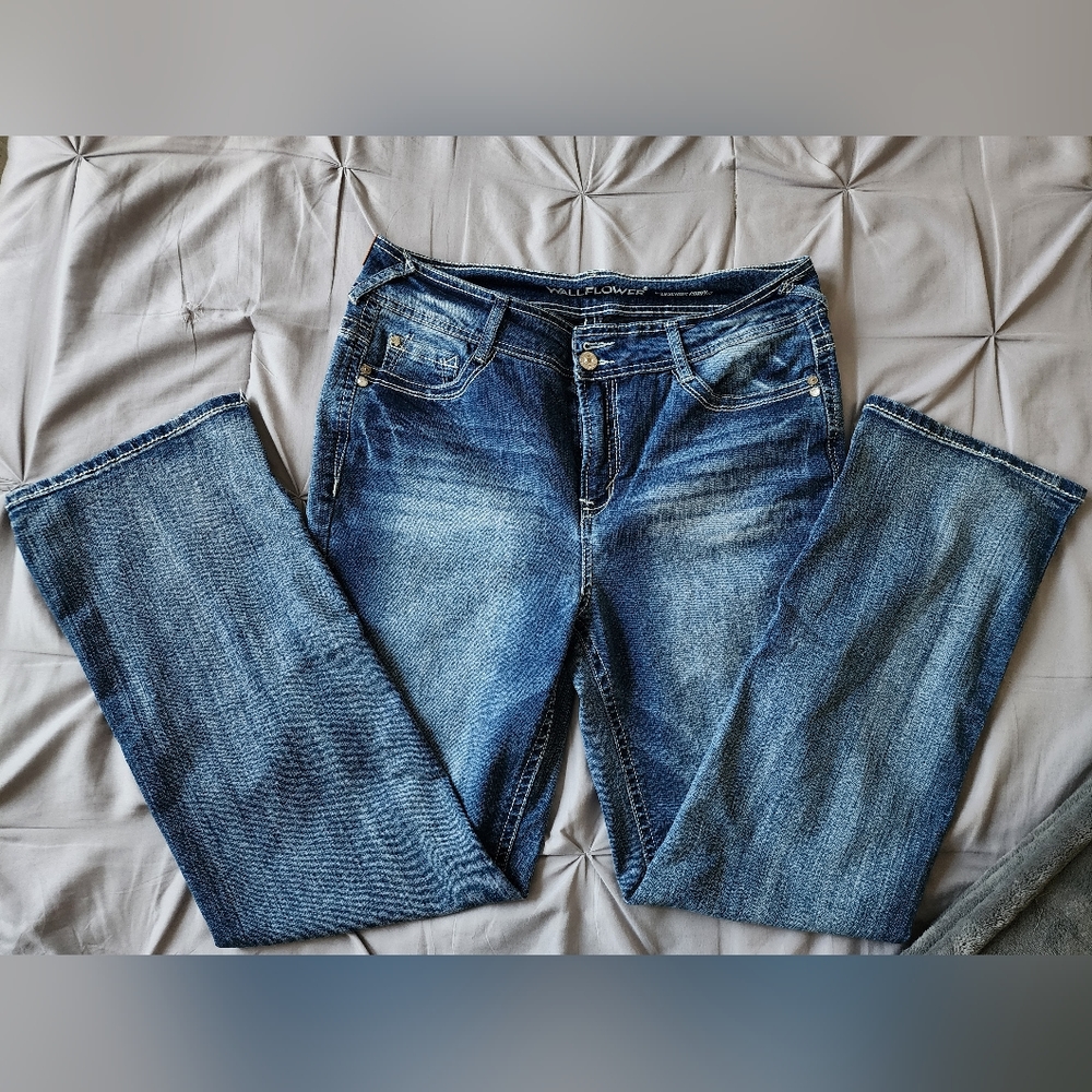 WallFlower | Women's Jeans | The Luscious Curvy Fit | 16 Plus L